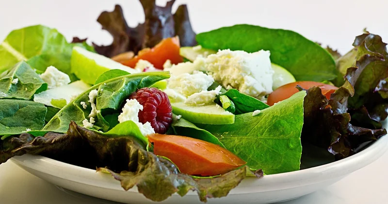 Une perte de poids possible, mais conditionnée à la qualité des aliments
