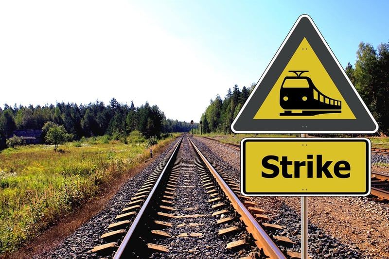 Grève des transports urbains paralyse les métropoles : comment survivre